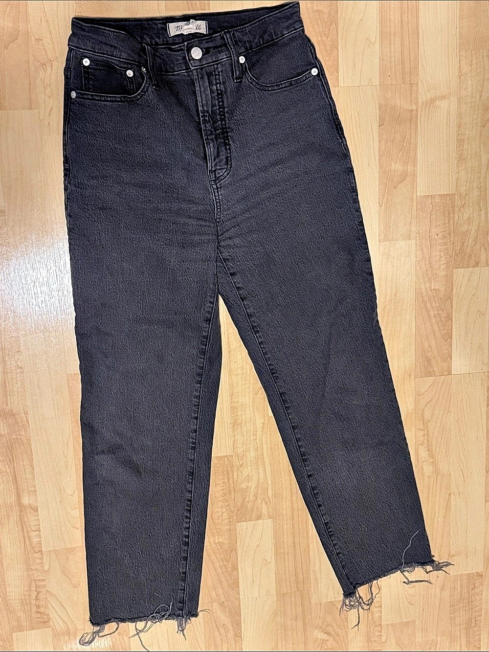 Madewell Straight Leg Raw Hem Jeans in Black